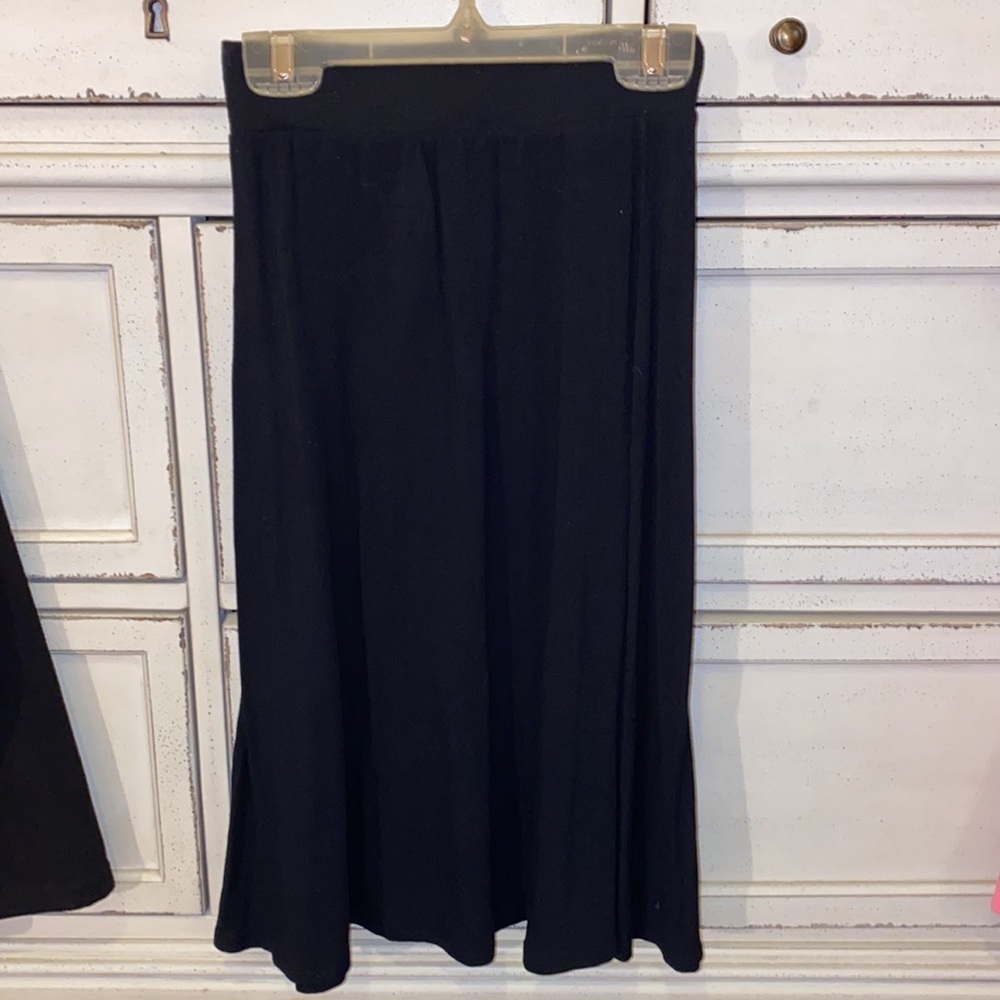 Cat & Jack long black flowy soft simple chic stylish skirt girls XS (4/5)